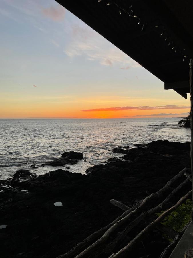 Moonlight Oceanfront Delight Apartment Kailua-Kona Bagian luar foto
